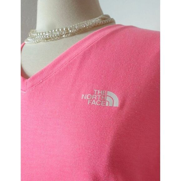 The North Face Womens Tee XL Pink V-Neck FlashDry Athletic Loose T-Shirt Fitness - Picture 2 of 8